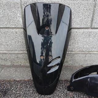 ディオ AF27 フロントカウルとライトカウルの画像