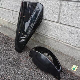 ディオ AF27 フロントカウルとライトカウルの画像