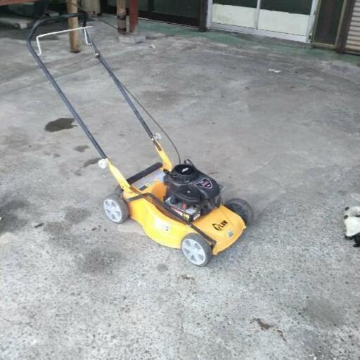 芝刈り機エンジン式手動　PLOW