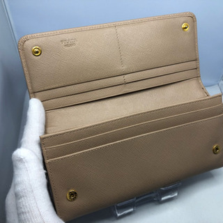 ⭐︎PRADA⭐︎ 正規品 サフィアーノ リボン付き二つ折り財布 ギランティーカード付きの画像