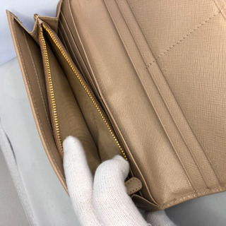 ⭐︎PRADA⭐︎ 正規品 サフィアーノ リボン付き二つ折り財布 ギランティーカード付きの画像