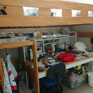 美品❗大容量❕ロフトベッド付き学習机早急に引き取りしていただける方