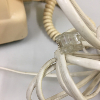 白電話　電話　白色　クリーム色　昭和レトロ　モジュラー対応です。家庭で使用可能の画像