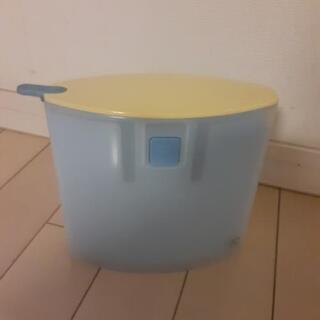 未使用　サニタリーボックス