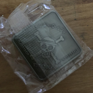 くら寿司 ONE PIECE オリジナルシルバーピンバッジ ルフィの画像