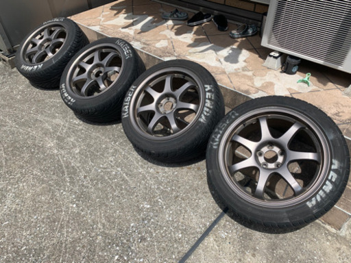 商談中！5月6日迄、17インチ8J  225-45タイヤ付き