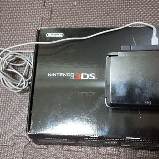 (取引中)任天堂3DS本体とドラクエⅦ ソフト