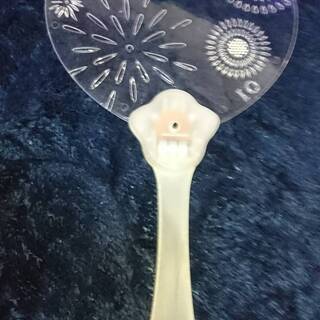 光る！花火うちわ　色んな光り方します　電池新品の画像