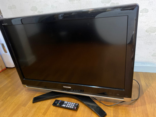 液晶カラーテレビ 32型 TOSHIBA