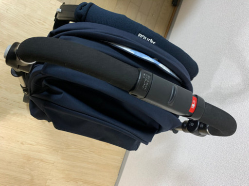 【決まりました！美品、使用少、清掃済】アップリカ ソラリア ベビーカー ネイビー おまけ付き