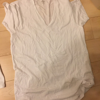 白ティーあげます！