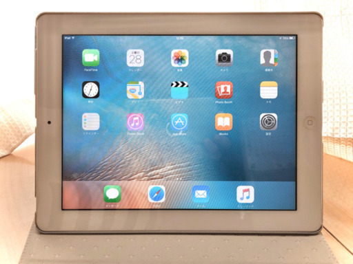 iPad 第二世代　16G シルバー　Wi-Fiモデル