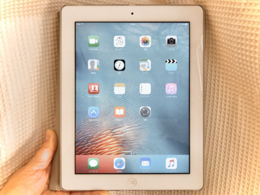 iPad 第二世代　16G シルバー　Wi-Fiモデル