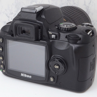 S数わずか1202回○望遠レンズ○WiFiで転送可能○ニコン D40