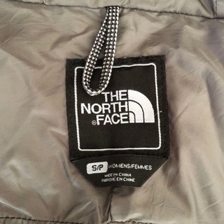 ダウンジャケットの画像