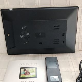 【値下げ可】すぐ使える！リモコン電池入りデジタルフォトフレームの画像