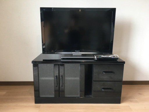 液晶テレビ　Pnasonic TH-L32R3 32型