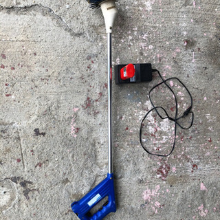 充電式草刈機