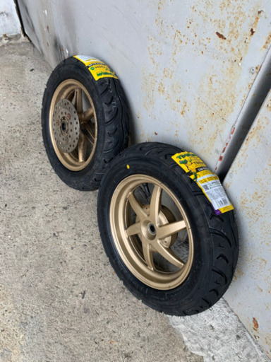 ライブディオ　ZX ホイール！　タイヤ付き