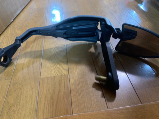 DUCATI (ドゥカティ)ハイパーモタード1100S純正ナックルガード右