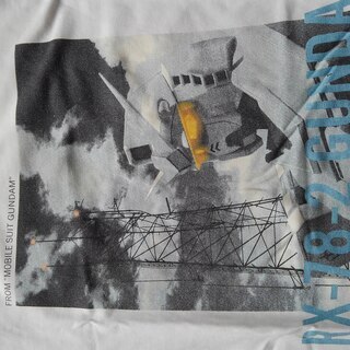 ガンダム ３０周年記念 UT コラボ Ｔシャツ Ｓサイズ ２枚セット その２の画像