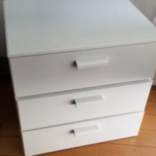 【直接引き取り限定】ドレッサーボックスの画像