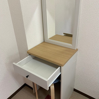 ドレッサー
