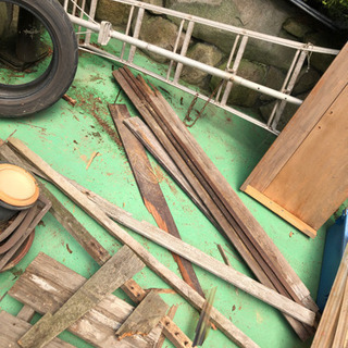 木材・廃材の画像