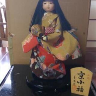 取りに来れる方限定　日本人形
