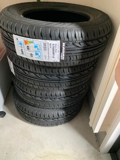 夏タイヤ 175 65 14 完全未使用