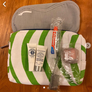 マリメッコ×FINNAIR アメニティポーチの画像