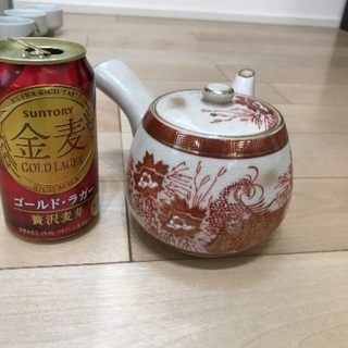 101、急須（赤い絵）の画像