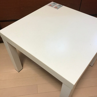 IKEA 白　スクエアテーブルの画像