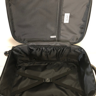 (お取引き中)MarieClaire(Forum) & TravelExpertの画像