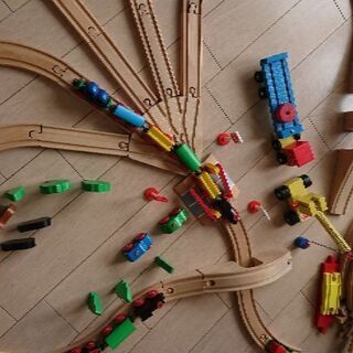 木製レール玩具の画像