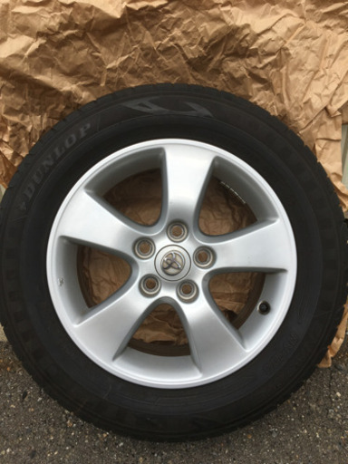 取引完了！美品 夏タイヤ４本 中古 215/60/16 トヨタ純正アルミ付 6.5JJ 5H PCD114.3 +50  DUNLOP ENASAVE RV504