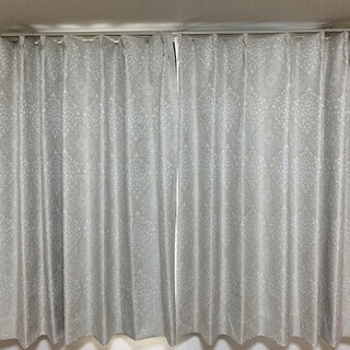 カーテン4枚【100×200×2枚＋100×110×2枚】