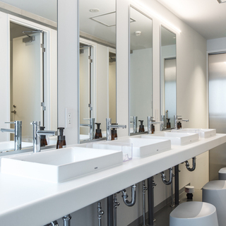 【UNPLAN Shinjuku】 JR新宿駅にもアクセス可能で便利!初期費用・退去費用なし! - シェアハウス