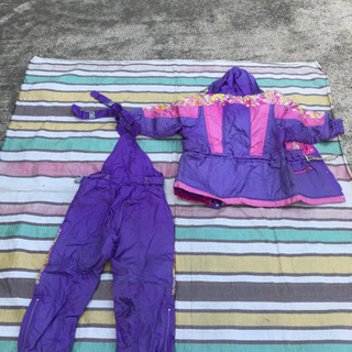 子供用130cmスキーウェアの画像