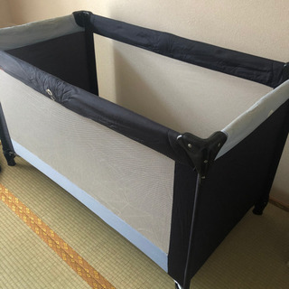 値下げ！大きめ折りたたみベッド　lit parapluie 