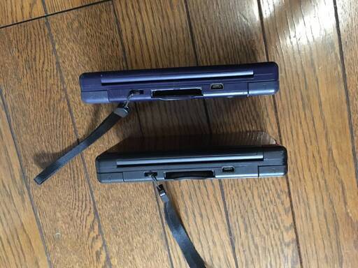 超お得！　実働品　Nintendo 任天堂DS　2個セット
