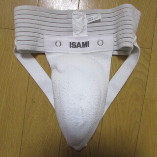 値下げ イサミ ISAMI 金的サポーター XS 少年用