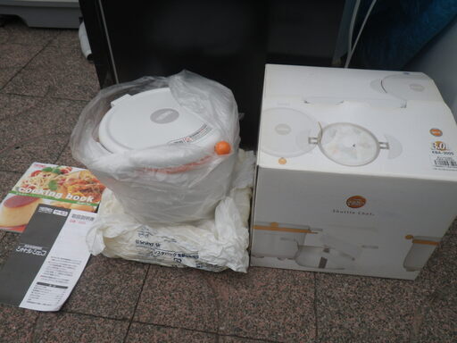 未使用品 THERMOS 真空保温調理器 シャトルシェフ 3.0L オレンジ KBA-3000 OR