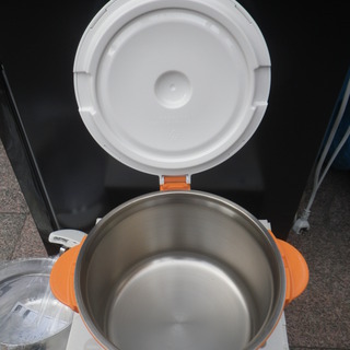 未使用品 THERMOS 真空保温調理器 シャトルシェフ 3.0L オレンジ KBA-3000 ORの画像