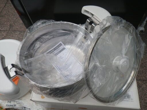 未使用品 THERMOS 真空保温調理器 シャトルシェフ 3.0L オレンジ KBA-3000 OR