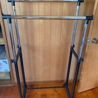 ハンガーラック