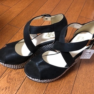 厚底サンダル