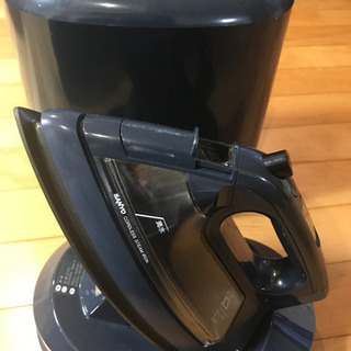 SANYOコードレススチームアイロン