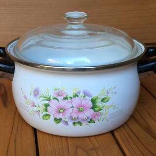 ホーロー鍋 花柄 ピンクの花が可愛い　ガラス蓋つき鍋　硝子ふた付...