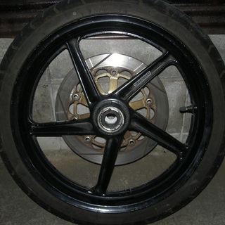 VTR250のフロントホイル　ディスクローター付きの画像